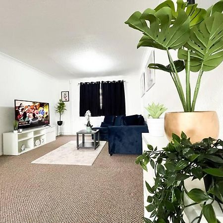 3 Bedroom House With Free Parking Τσάταμ Εξωτερικό φωτογραφία
