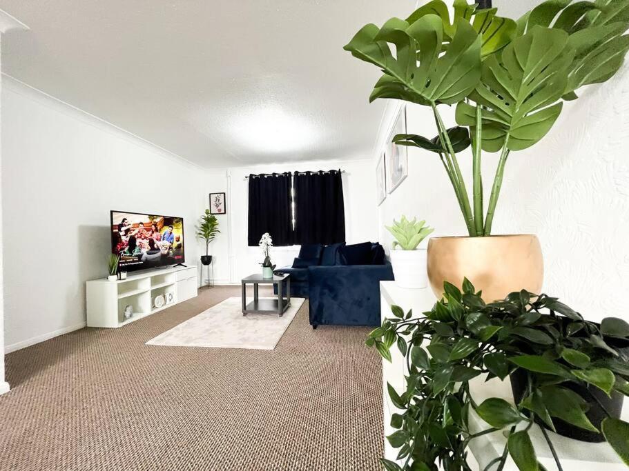 3 Bedroom House With Free Parking Τσάταμ Εξωτερικό φωτογραφία