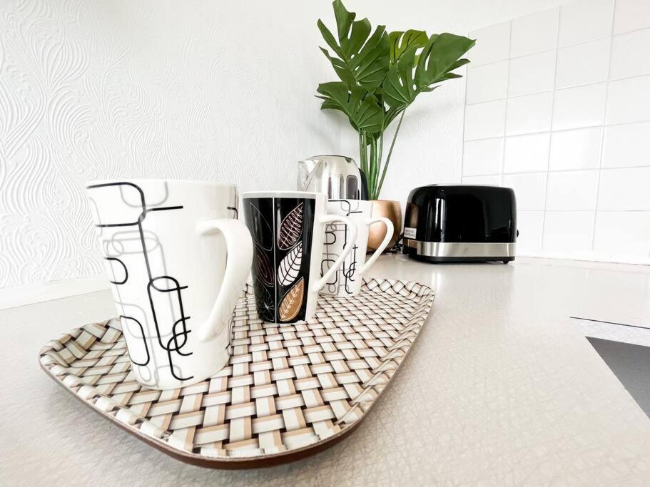 3 Bedroom House With Free Parking Τσάταμ Εξωτερικό φωτογραφία